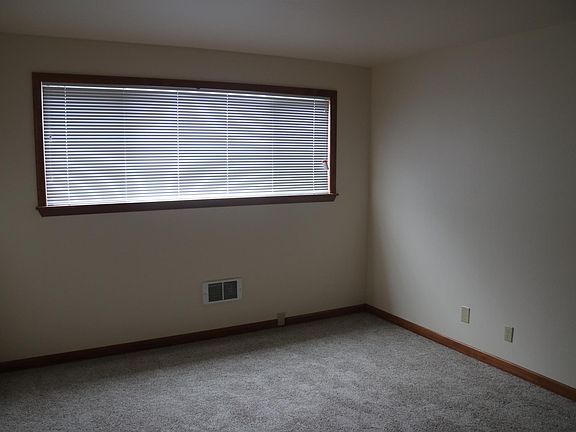 3rd image of 12722 76th Ave S APT 104