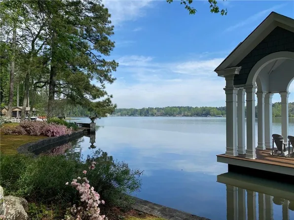 3006 Emerald Dr, Jonesboro, GA 30236