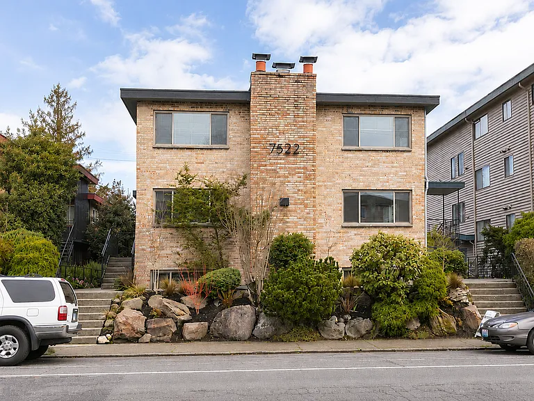 24th Ave NW - Located in Vibrant Ballard — Photo 31