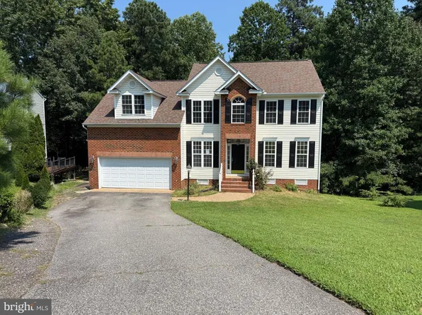 3455 Ivyridge Dr, Chester, VA 23831
