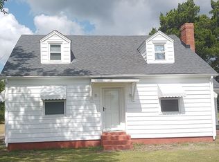 516 McLawhorn Ln, Vanceboro, NC 28586