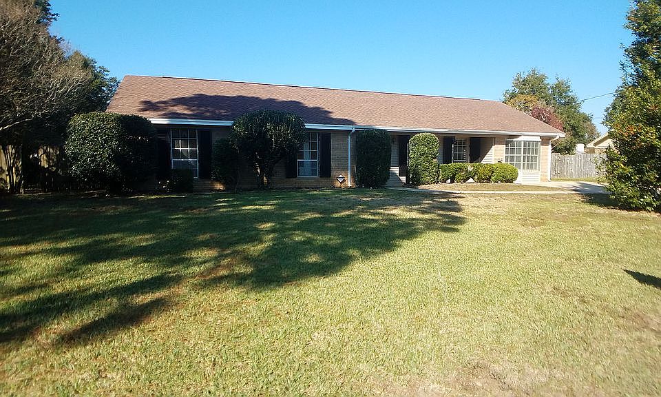 1st image of 4035 Gaugin St