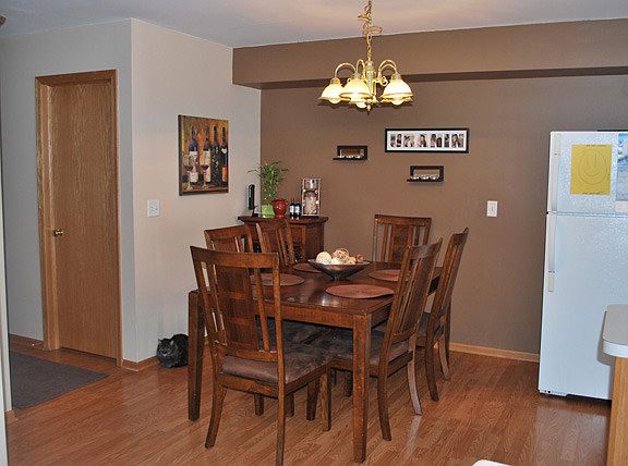 4th image of 25280 Shannon Dr