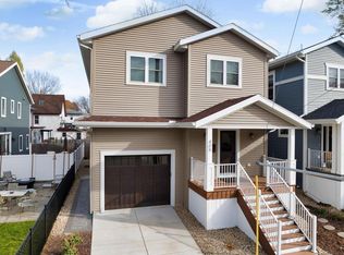 409 S Mills St, Madison, WI 53715