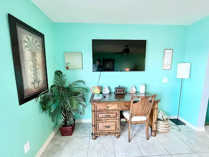 15928 Innerarity Point Rd — Photo 14