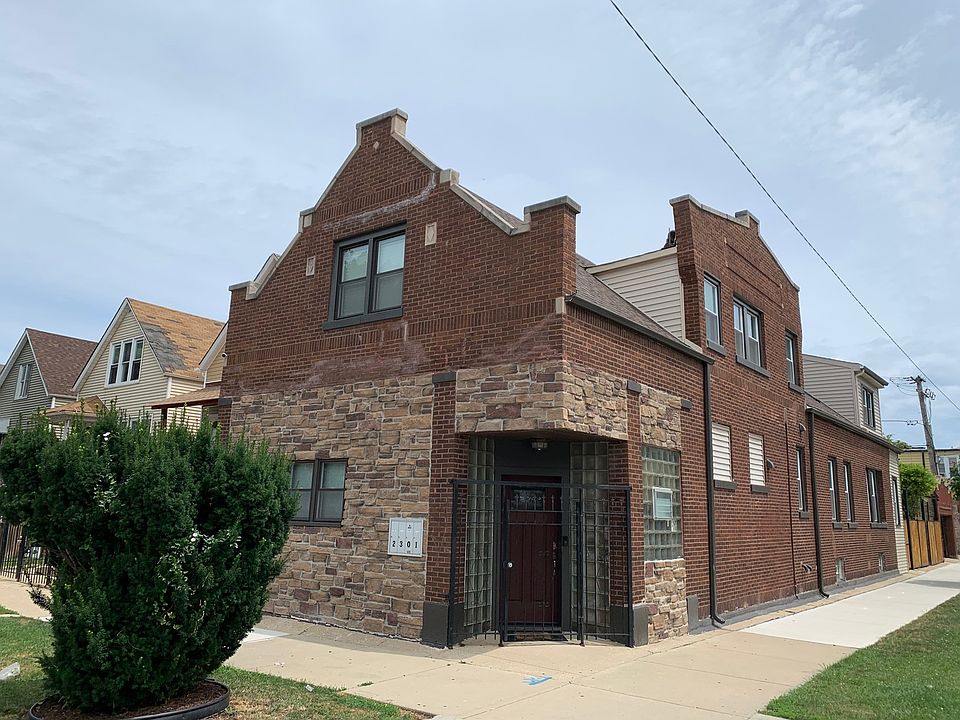1st image of 2301 N Lockwood Ave #2