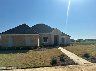 341 Aurora Cir, Canton, MS 39046