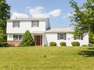 1055 Brookwood Rd, Phoenixville, PA 19460
