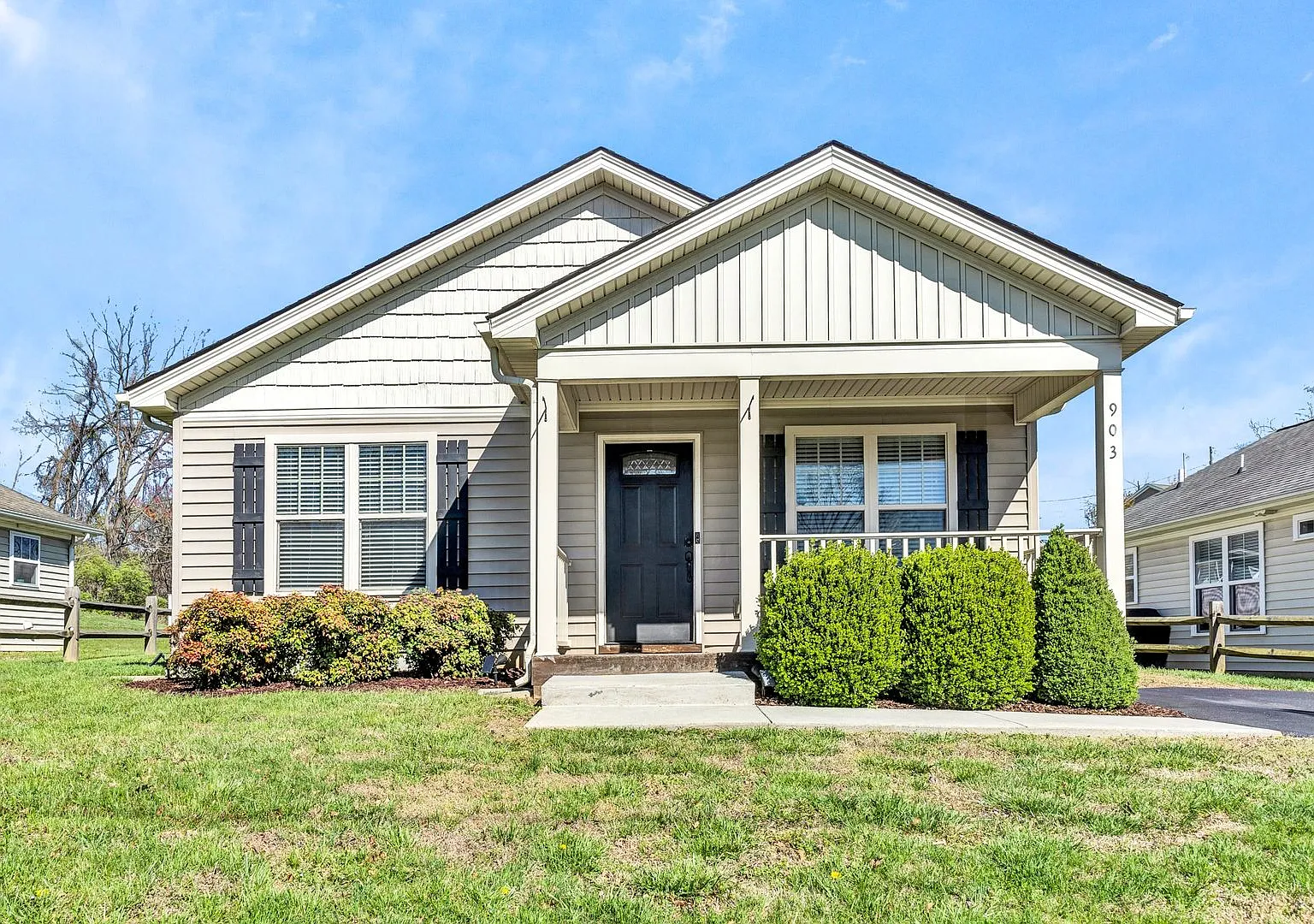 One-Level-Living near Vinton — Photo 1