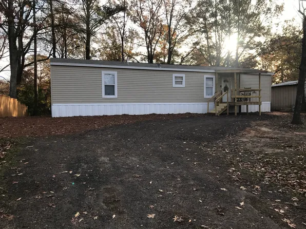 322 Water Brook Dr, Pearl, MS 39208