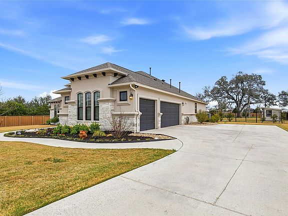 3rd image of 201 Miranda Way