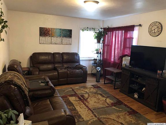 2nd image of 507 Fetterman St