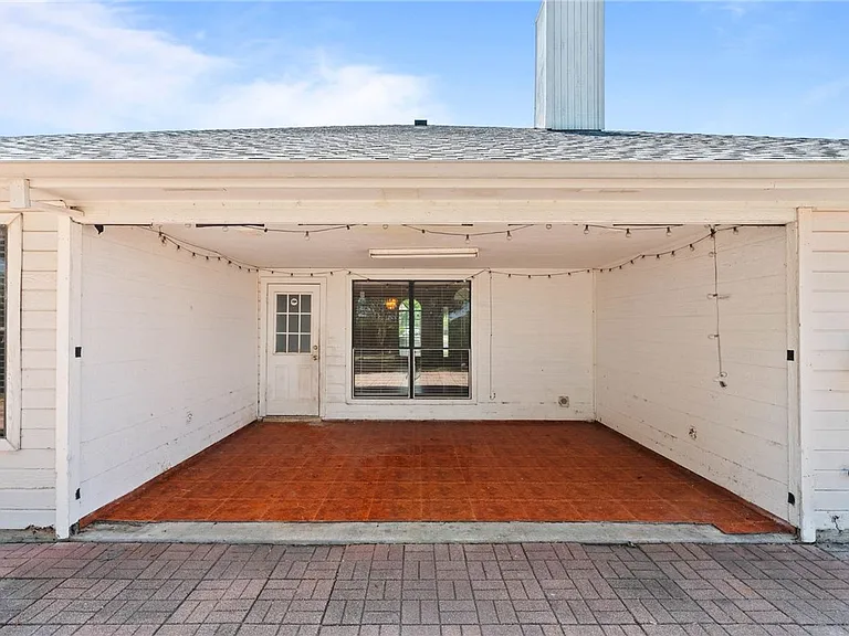 6234 Jessica Dr — Photo 17