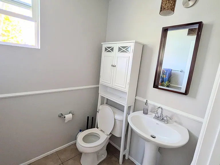1401 University Cir — Photo 26
