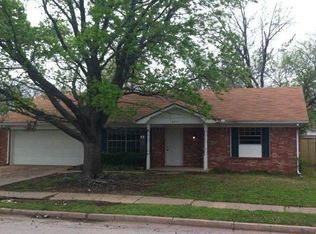 8711 E 28th Pl, Tulsa, OK 74129