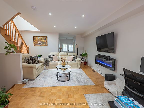 4th image of 90 Ronan Cres