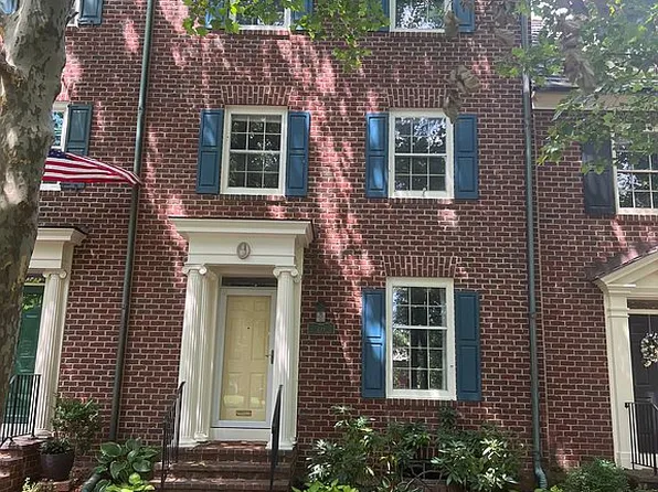 219 Firehouse Ln, Gaithersburg, MD 20878