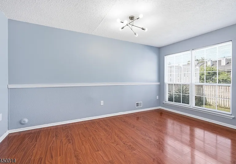 9 Balboa Ln — Photo 10