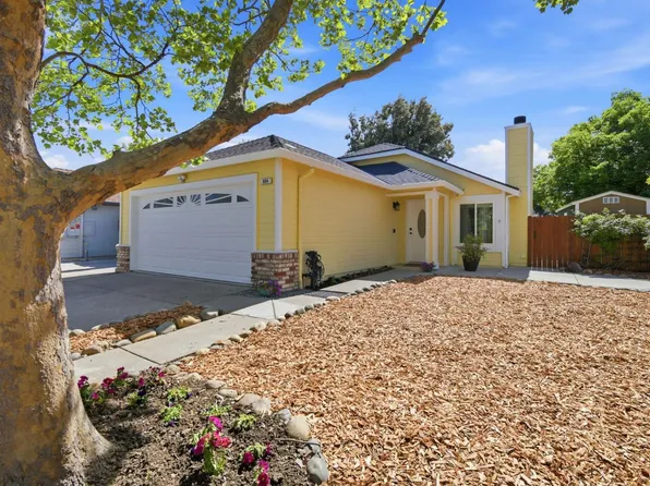 804 Sapphire Cir, Vacaville, CA 95687