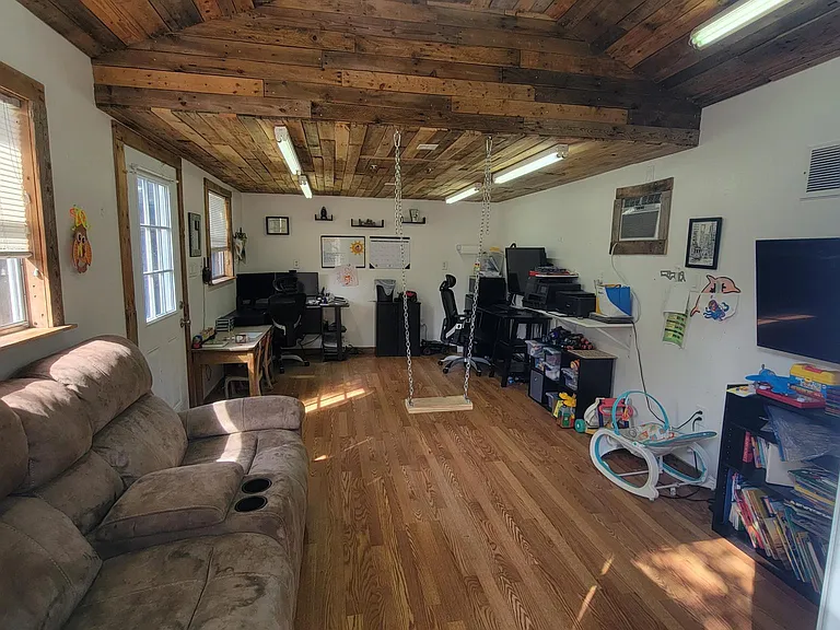 1731 Bayshore Dr — Photo 52
