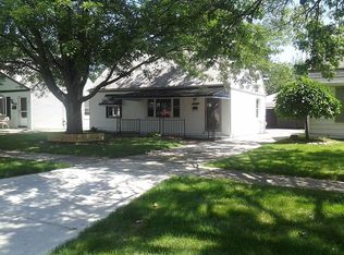 23022 Almond Ave, Eastpointe, MI 48021