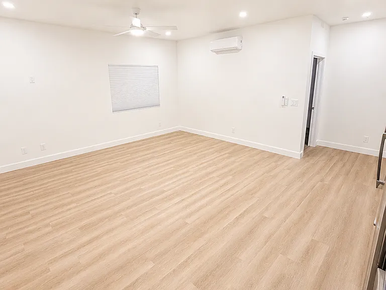 GEN115-Newly built 1 Bed 1 bath