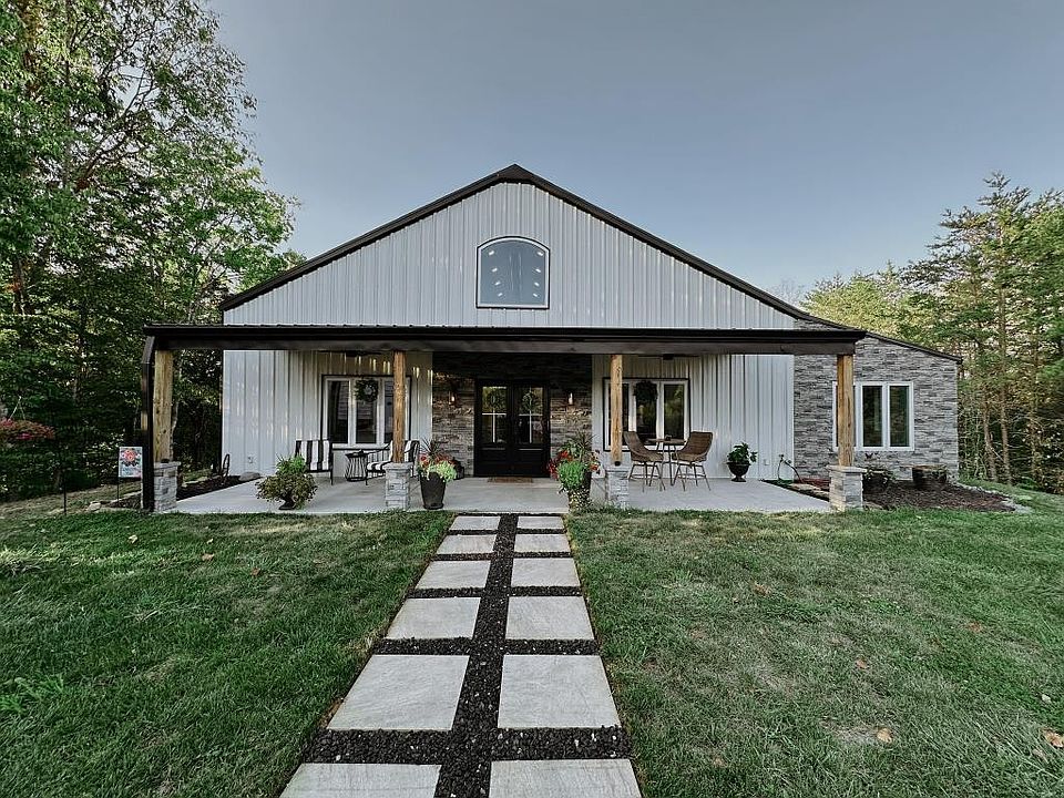 1st image of 706 Stanton Rd