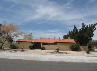 13988 Cronese Rd, Apple Valley, CA 92307