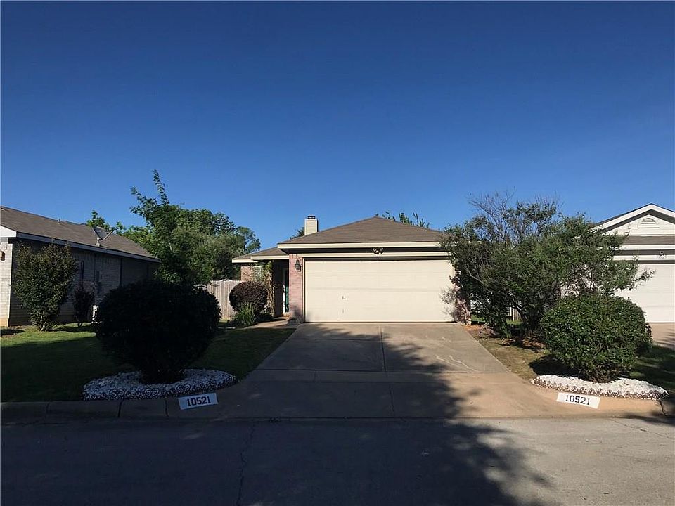 1st image of 10521 Shadywood Dr