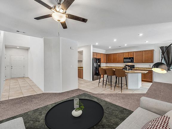 5th image of 3043 Giant Pine Ave