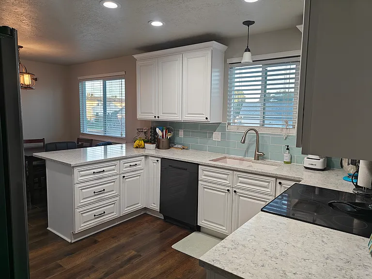 87 N 1525 W — Photo 4