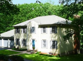 101 Mohican Rd, Blairstown, NJ 07825