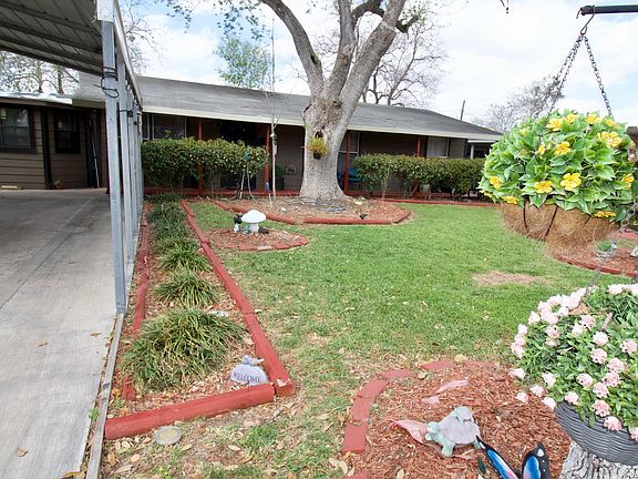 4th image of 1013 E Hutchinson