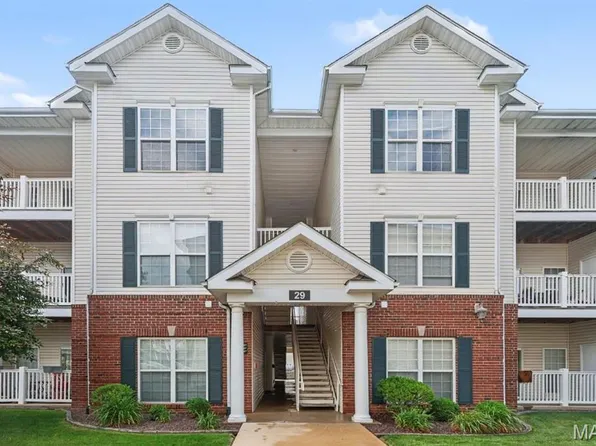 29 Kassebaum Ln APT 106, Saint Louis, MO 63129