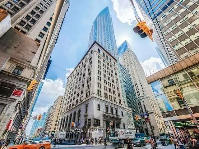 1 King St W #2210