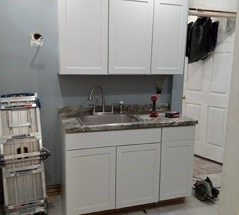 3rd image of 210 N 42nd St #2