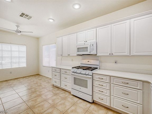 5th image of 2225 Idaho Falls Dr