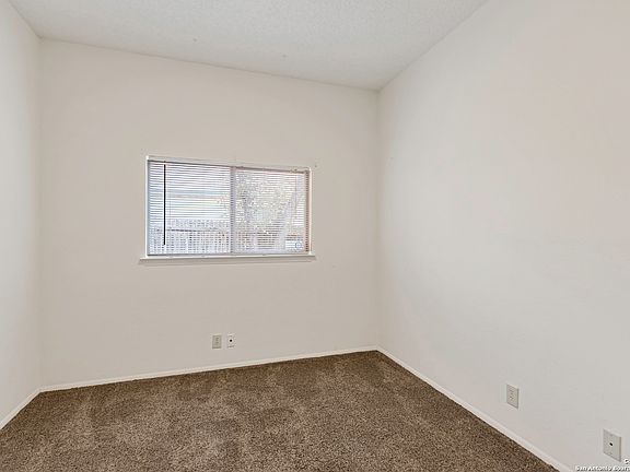 5th image of 7225 Breeze Hollow