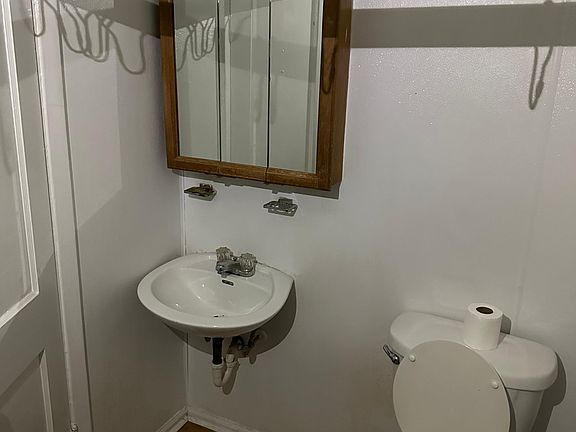 2nd image of 761 Monroe St APT 4