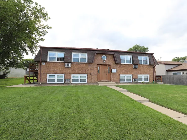 2024 Hebron Ave, Zion, IL 60099