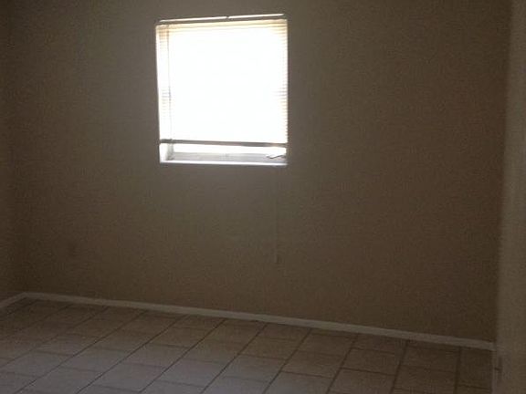 5th image of 2050 Pamela Dr