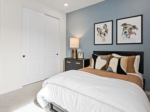 4th image of 5012 Notting Hill Ave