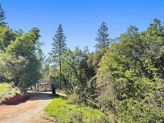 2nd image of 22666 Lower Quail Mine Rd