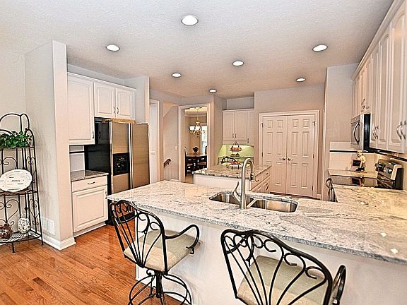 5th image of 9963 Glasgow Ct