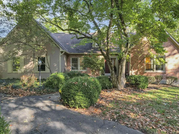 560 Fox Ln, Columbus, OH 43085