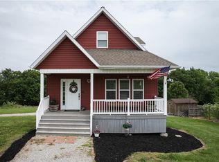 19015 White Oak Ln, Green Ridge, MO 65332