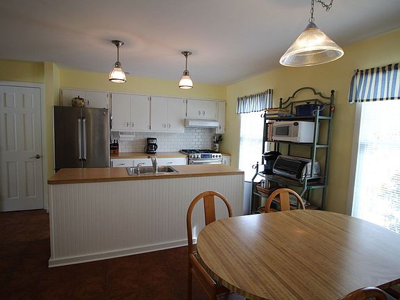 5th image of 125 Fox Hollow Ln