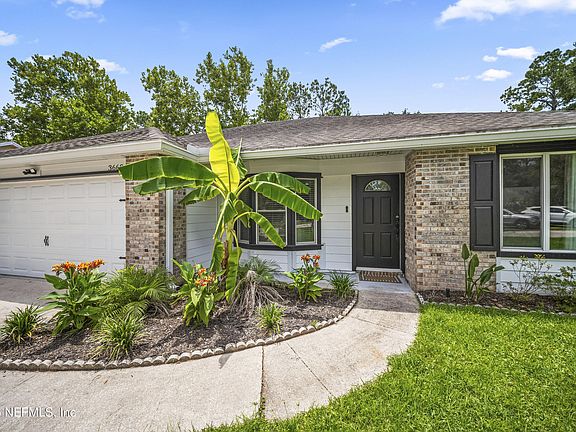3rd image of 3660 MANDARIN WOODS Drive N