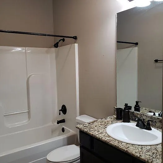 102 Sabine Dr — Photo 20