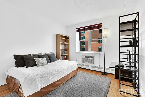 Sold by Spire Group | media 14